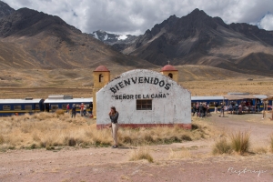 The PeruRail Titicaca train running alongside the peaceful waters and dazzling peaks of Peru’s altiplano region stopping between Puno and Cusco